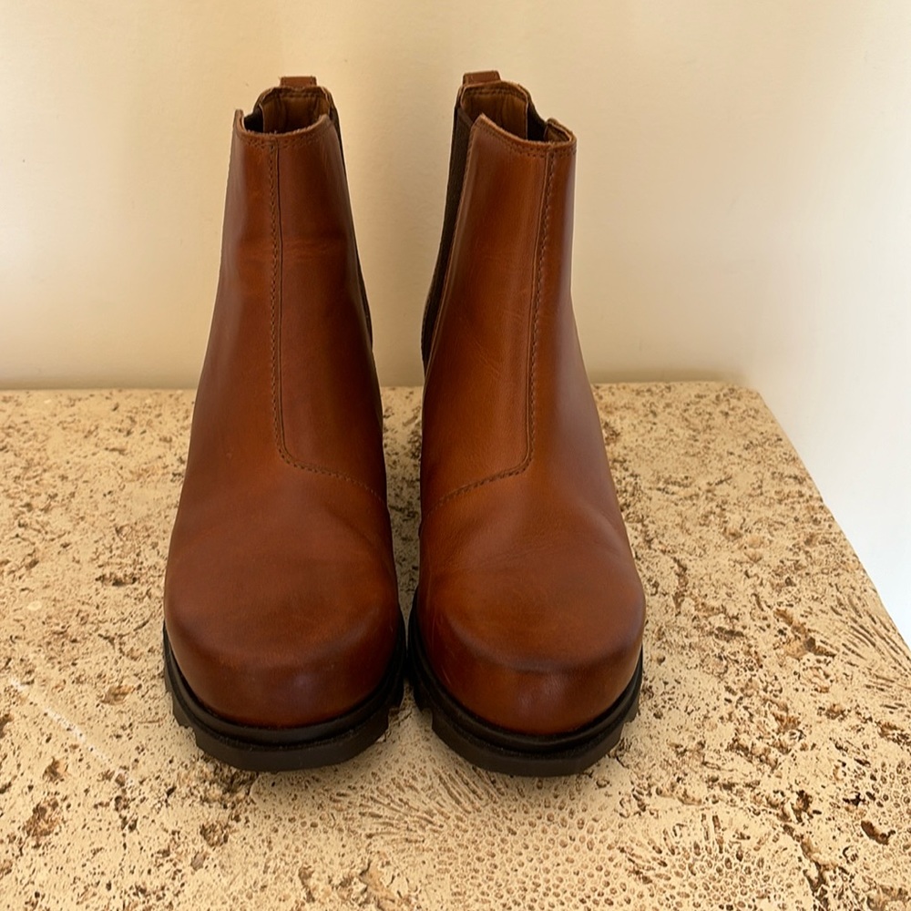 Sorel wedge boots